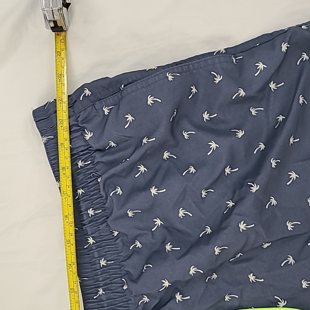 OLD NAVY Swim trunks XXL Board shorts pockets - Picture 8 of 10